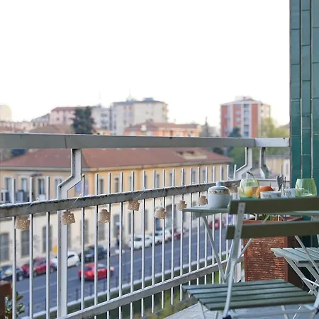 Affaccio Sul Naviglio - Spazioso Con 6 Posti