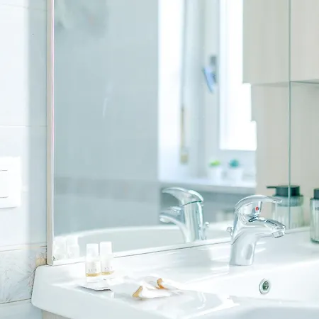 Navigli - Centro Duomo - Spacious 2 - Comfort דירה *