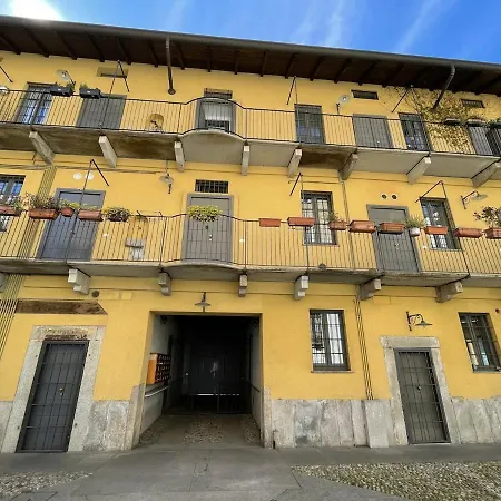 Interno Milanese A Due Passi Dal Centro *