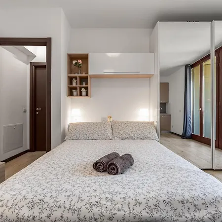 Apartment Monolocale Con Balcone Self Check In Sempione Milan