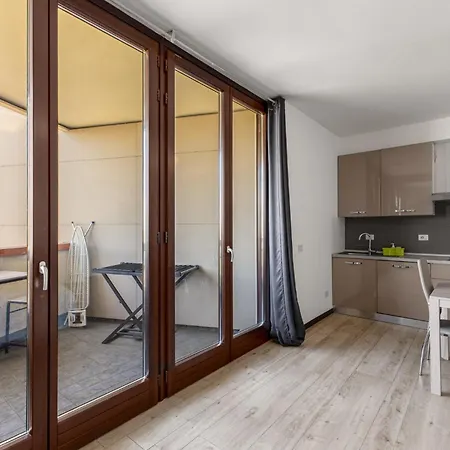 Monolocale Con Balcone Self Check In Sempione Apartment Milan