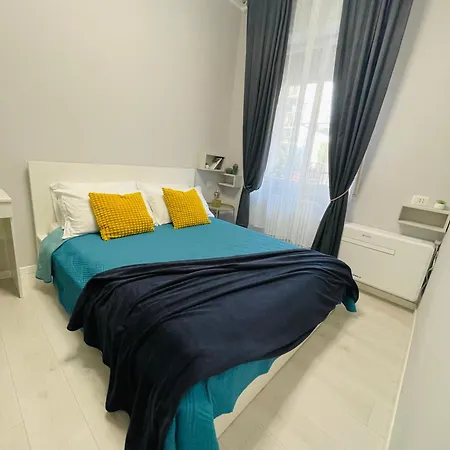 Apartment 22cap *