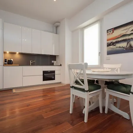 Modern Two-room In Corso Buenos Aires Apartment *