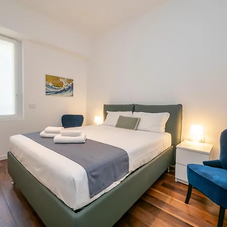 Modern Two-room In Corso Buenos Aires