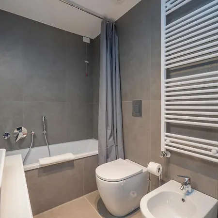 Modern Two-room In Corso Buenos Aires Apartment *