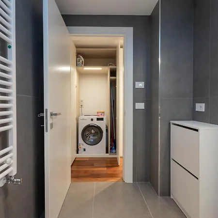 Modern Two-room In Corso Buenos Aires Apartment *