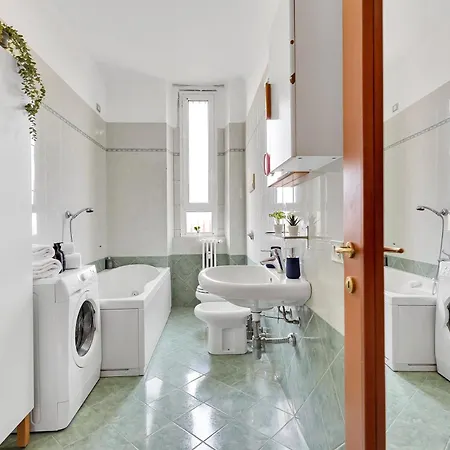 Youhosty - Washington 92 *