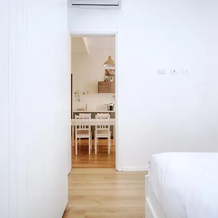 Domusmi Orombelli 16