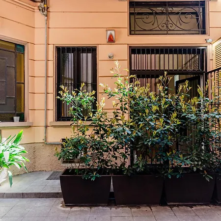 Apartmán Luxury 3 Fiat, Ariberto Home, Tra Centro Storico Di E Navigli, Con Spaziosa Jacuzzi