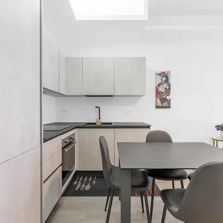 Bilocale Vicino Tram 2, Smart Tv E Internet Veloce