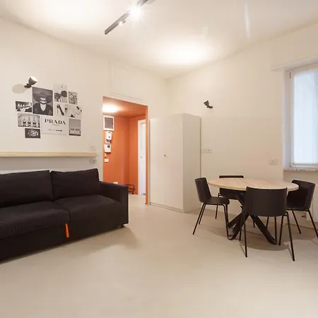 Guesthost - Cozy Tortona *