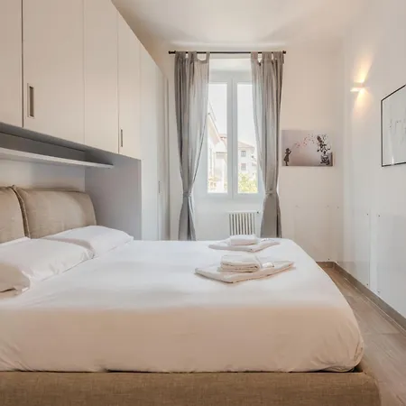 Easytopstay - Moscova Elegant