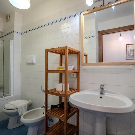 Guesthost - Casa Acqua&cielo