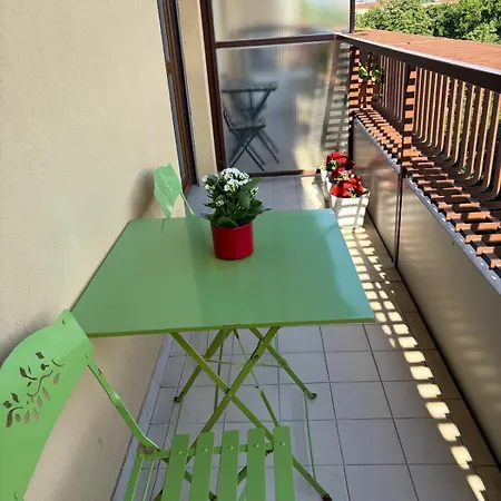 Raffinato Trilocale In Zona Centro