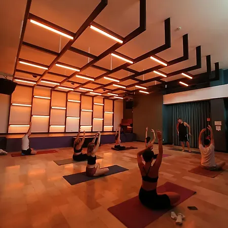 Yellowsquare Vandrerhjem *