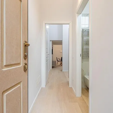 Cenisio 23 * 밀라노