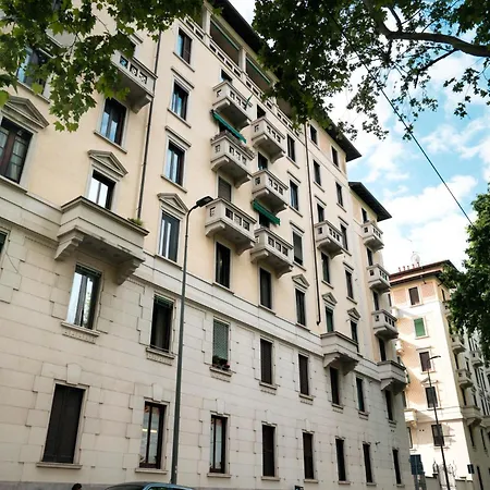 Zio Mike Apartment