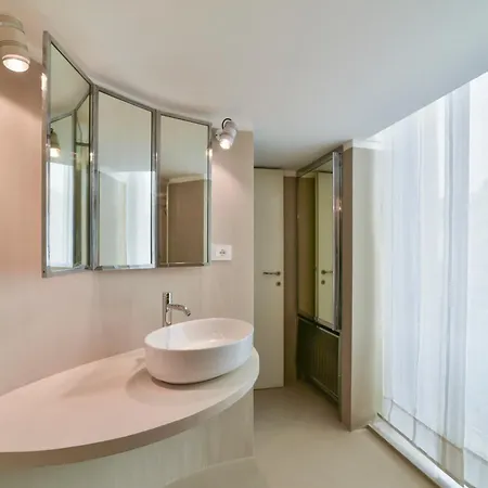 Monforte 19 - * ミラノ