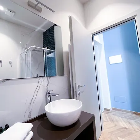 Rossovino Boutique Mailand