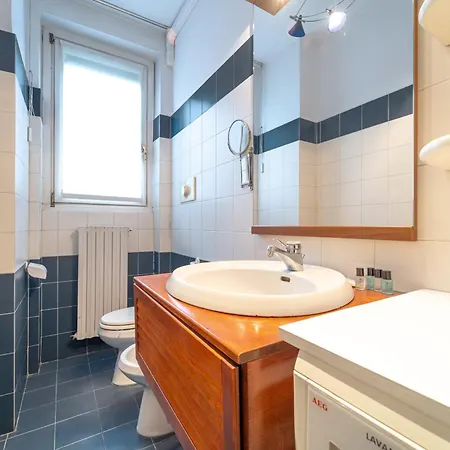 S29 Navigli - With Garage Daire *