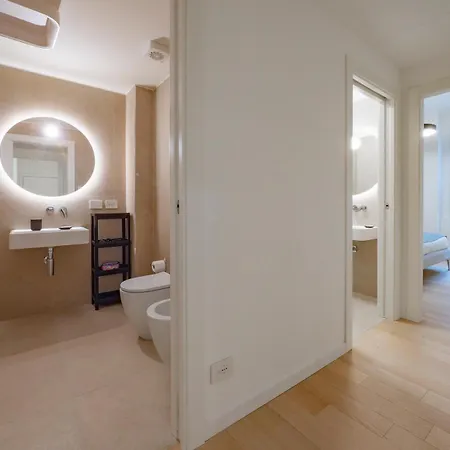 Appartement Xenia - 3rooms In Via Petrella 4 C Milaan