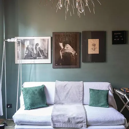 Arts At Porta Venezia I *