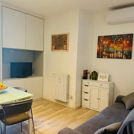 Three 2 Beds, 3rd Bed Available *