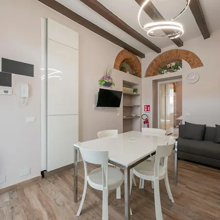 I-host - Imbonati 6 Milánó