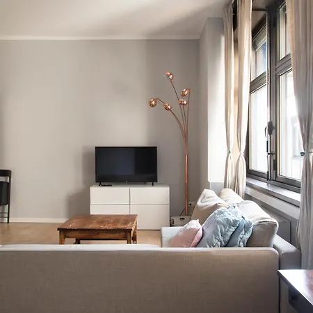 Apartment Youhosty - De Angeli Milan