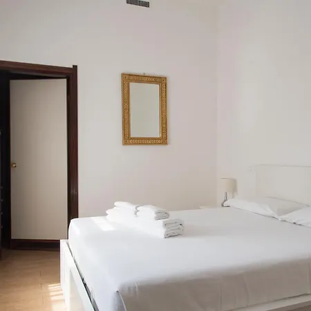 Apartment Youhosty - De Angeli Milan