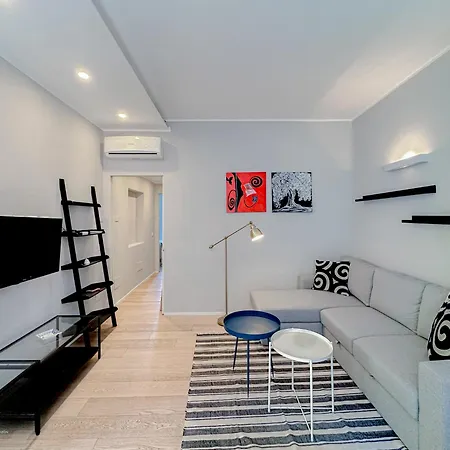 Apartment Cesare Da Sesto - 5 Mins From Navigli Milan