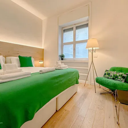 Santa Croce - 10 Mins From Duomo 아파트 밀라노