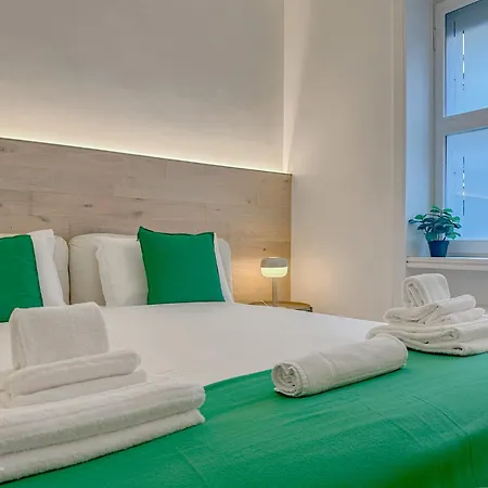 Santa Croce - 10 Mins From Duomo Appartement *