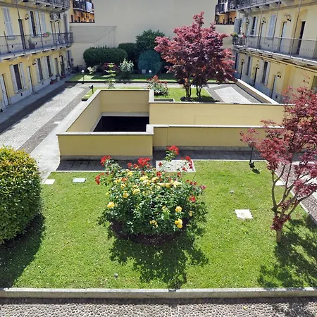 Moro 137 Milan
