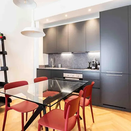 Cute And Duomo - Red