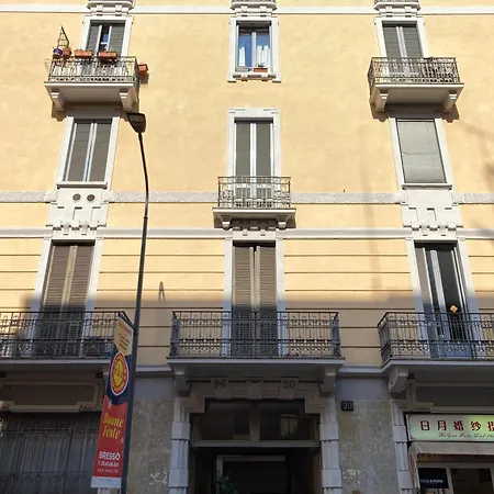 Stilish 2 Bedrooms With Terrace, Design District - Paolo Sarpi Милан