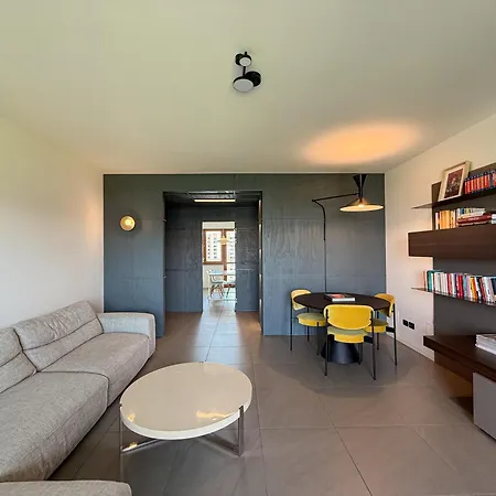 80m2, 7 Piano, Bilocale Con 2 Terrazze E 2 Bagni * Milánó