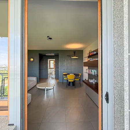 80m2, 7 Piano, Bilocale Con 2 Terrazze E 2 Bagni Milánó