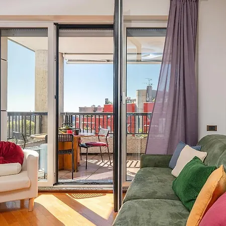 The Rainbow House With Terrace! 아파트 밀라노