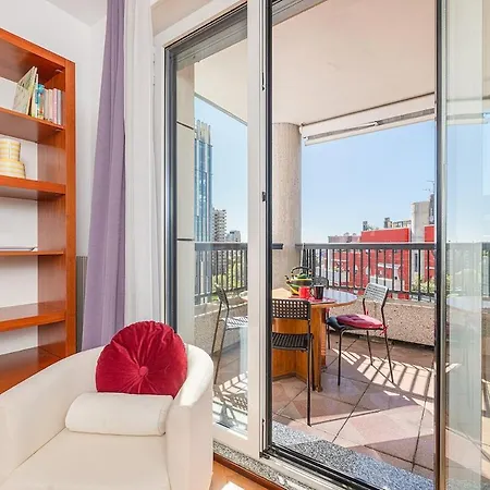 아파트 The Rainbow House With Terrace!