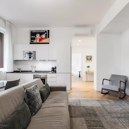 Sempione Apt- Citylife - 4 Posti Letto * Mediolan