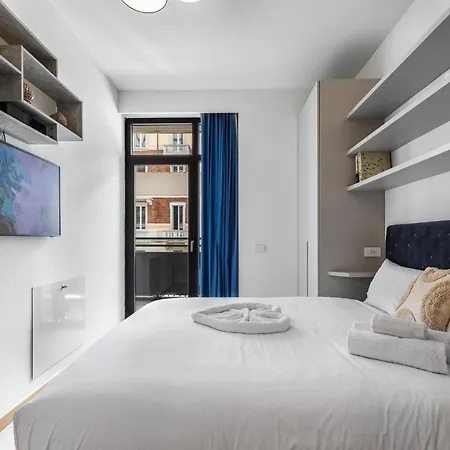 Washington Building - 4 Posti