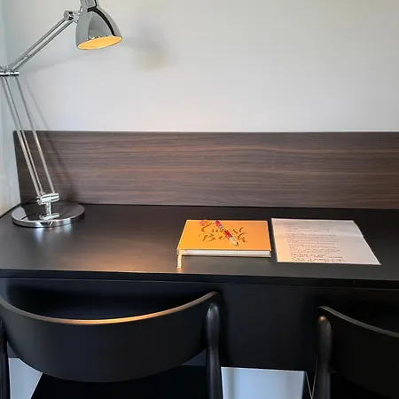 Apartman White House Con Posti Auto Milánó