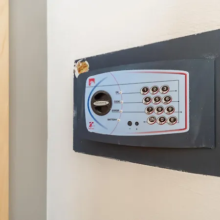 Youhosty - Arco Della Pace Apartmán *