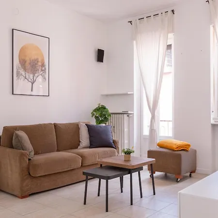 The Golden Floor - New Bright Apartament Mediolan