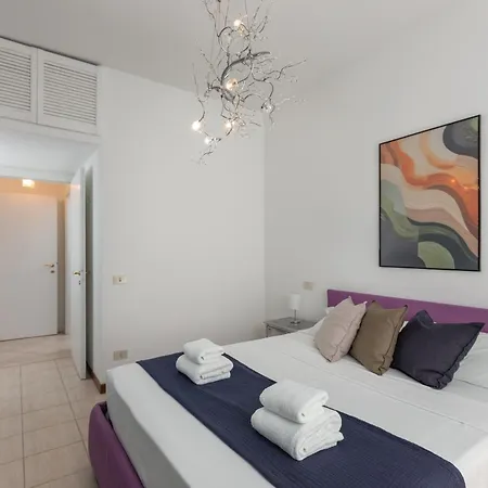 The Golden Floor - New Bright Apartament Mediolan