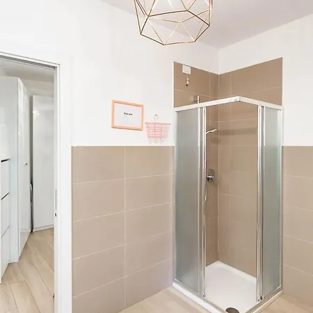 Historic Center-navigli Private Terrace 4 Pax Wifi Milan