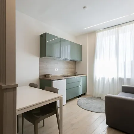Smart 10 Minutes Duomo By Metro Apartment