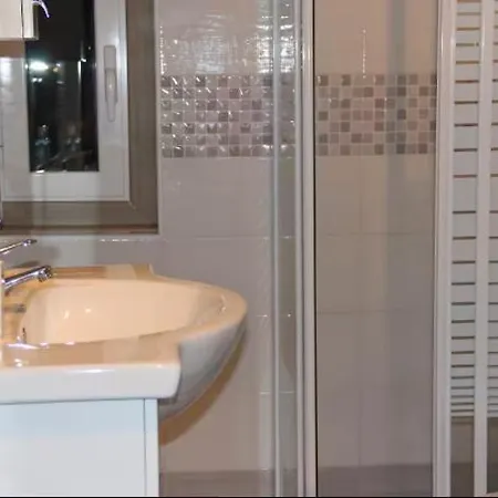 Naviglio - Nel Design District شقة