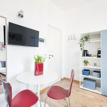 Easylife - - 9 - Porta Romana Lejlighed *